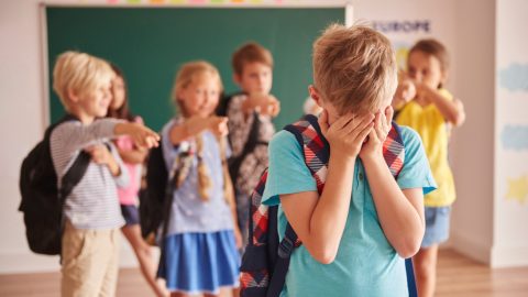 Šikanovanie na slovenských školách: prieskum odhaľuje alarmujúce trendy