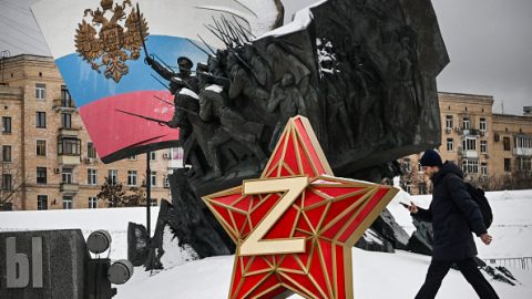Vojna medzi Ruskom a Ukrajinou priniesla starý symbol ruského nacionalizmu – písmeno „Zˮ