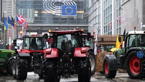 Belgickí poľnohospodári obnovili protesty počas zasadnutia ministrov poľnohospodárstva EÚ v Bruseli
