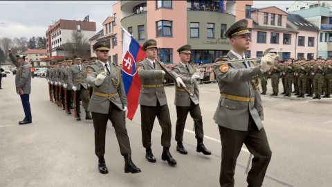 Vláda schválila celkové počty vojakov a zamestnancov ozbrojených síl SR i bojovej techniky