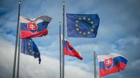 Viacerí ministri aj politici si pripomenuli výročie vstupu Slovenska do EÚ