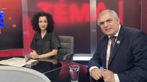 R. Michelko tlačí na zmenu verejnoprávnej RTVS. Z. Jaurová varuje, že návrh je v rozpore s legislatívou EÚ