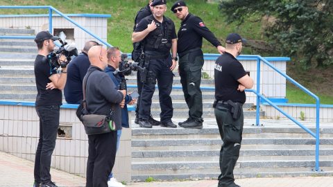 Prokurátor navrhuje väzbu pre obvineného zo streľby na premiéra