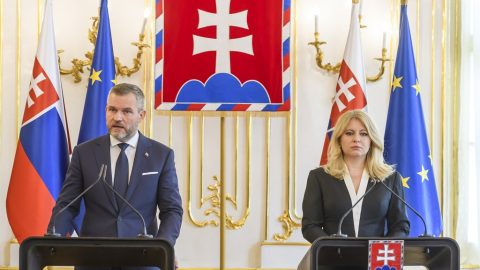 Z. Čaputová a P. Pellegrini spoločne pozvú do paláca lídrov parlamentných strán