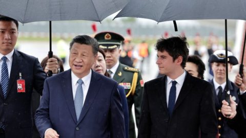 Stretnutie Macrona a Si Ťin-pchinga:  „Peking zabezpečuje pokračovanie vojny na Ukrajine a Blízkom východe“ (Rozhovor s francúzskym sinológom E. Lincotom)