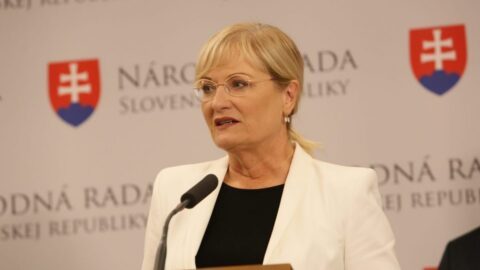 Vedením Národného osvetového centra bola dočasne poverená Eva Smolíková