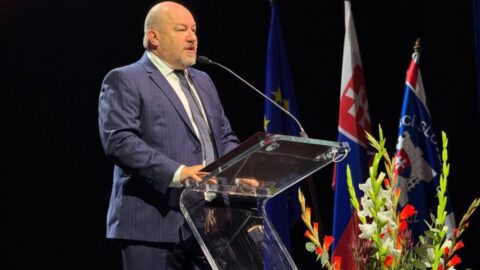 Minister cestového ruchu a športu Huliak vymenil za 1,5 týždňa 43 ľudí