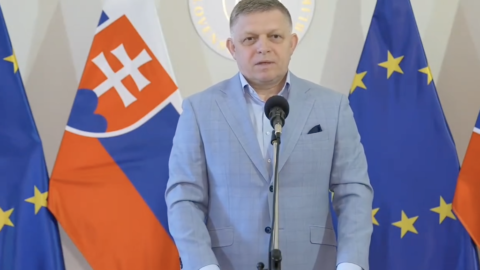 Rok po atentáte na premiéra Fica bude v Handlovej séria podujatí, ktoré pripomenú túto udalosť