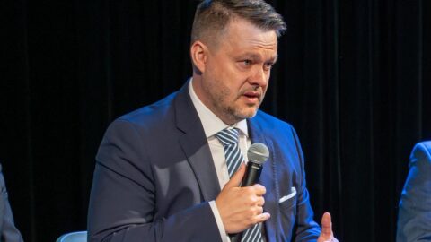 Podľa Migaľa Fico dodržuje dohody, do Smeru však vstúpiť neplánuje