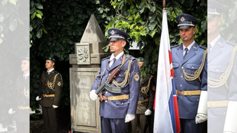 Slovensko a Česko si spoločne pripomenuli obete prvej svetovej vojny na vyše 40 vojenských cintorínoch