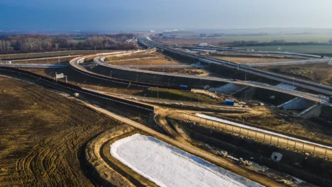 Diaľnice odokrývajú históriu, v okolí veľkých miest sa našli vzácne nálezy