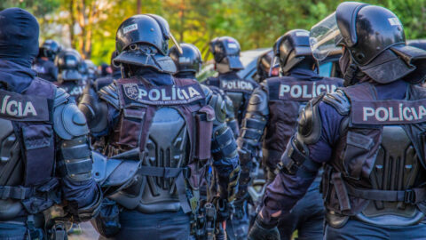 V rámci akcie Funeral obvinili deväť osôb, vrátane policajta