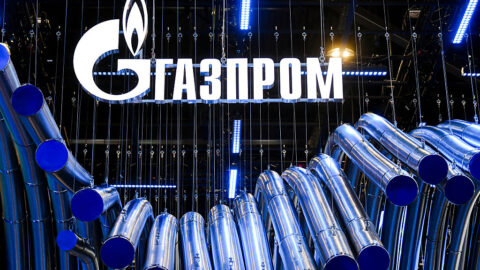 Gazprom exportuje do Európy najmenej plynu za polstoročie
