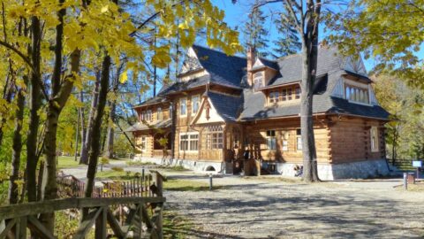 Poľsko: Turisti z Perzského zálivu objavujú horské mesto Zakopané, v lete je pre nich príjemným osviežením