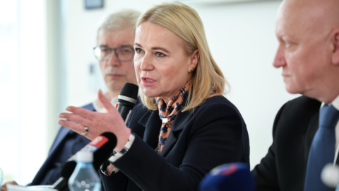 Česká armáda pošle Poľsku na pomoc proti ruským dronom vrtuľníky