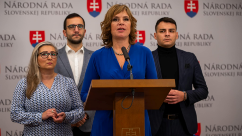 Snem strany Za ľudí potvrdil v Trenčíne Veroniku Remišovú ako predsedníčku strany