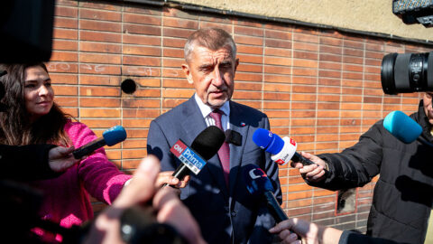 V českých voľbách zvíťazil Babiš, chce vládu jednej strany