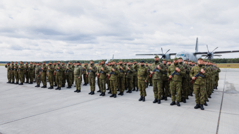 Slovensko bude mať viac vojakov v štruktúrach NATO a EÚ, návrh putuje do parlamentu