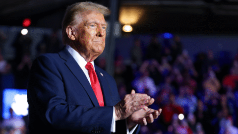 Trump sa má stretnúť s Putinom v Budapešti