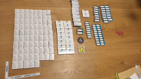 Národná protidrogová jednotka od skorých ranných hodín vykonáva rozsiahlu akciu v okrese Prievidza