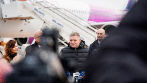 Fico: Vláda podporuje americký mierový plán, podmienkou je súhlas Ukrajiny