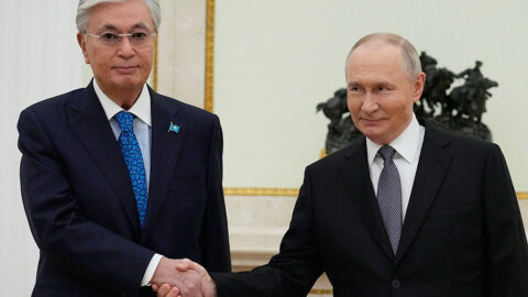 Kazachstan zakázal propagáciu „netradičnej sexuálnej orientácie“ podľa ruského vzoru