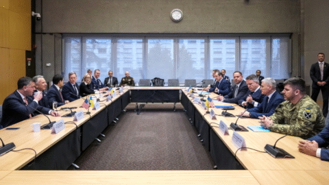 Švajčiarsko: USA a Ukrajina hlásia pokrok v rokovaniach o ukončení ruskej invázie