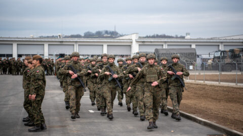 Poľsko plánuje vycvičiť 500-tisíc dobrovoľníkov na posilnenie obrannej schopnosti krajiny