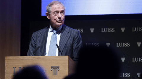 Taliansko: Prokuratúra podozrieva luxusné módne značky z vykorisťovania