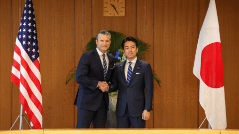 Tokio a Washington kritizujú Čínu pre zvýšenú vojenskú aktivitu v regióne