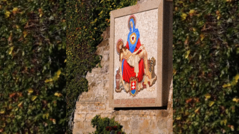 Peter Pellegrini sa dnes zúčastnil odhalenia mozaiky patrónky Slovenska vo Vatikánskych záhradách