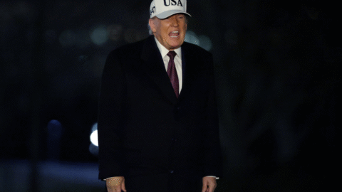 Prezident Donald Trump uvalil vysoké clá na všetky krajiny, ktoré obchodujú s Iránom