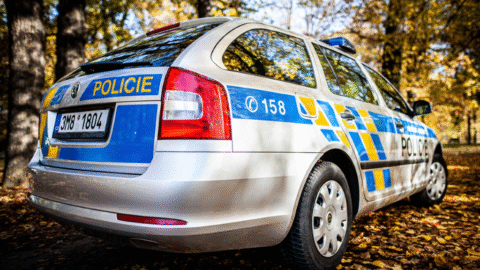 ČR: Streľba na obecnom úrade na severe krajiny si vyžiadala dve obete a šesť zranených
