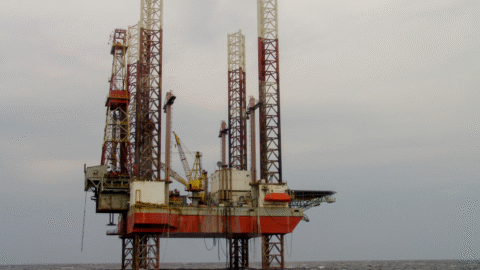 Washington ohlásil nové sankcie na iránsku ropu krátko po skončení vzájomných rokovaní