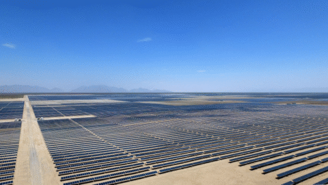 Taliansko: Enel kupuje veterné a solárne elektrárne v USA takmer za miliardu dolárov