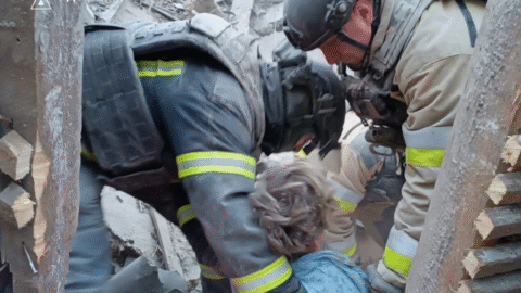 Ukrajina: Ruské sily zabili v Sloviansku matku s 11-ročnou dcérou, medzi zranenými je aj sedemročné dievča