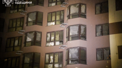 Ukrajina: Nočné ruské útoky zabili najmenej tri osoby, v Odese zasiahli plynovod