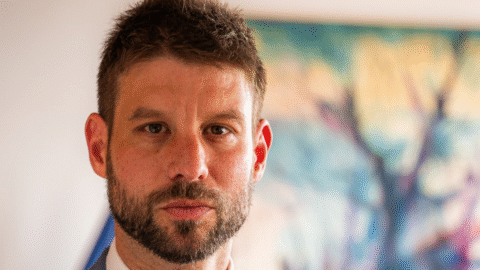 Pre správy o údajnom odchode Samsungu zvolá Progresívne Slovensko v parlamente hospodársky a sociálny výbor aj výbor pre regionálny rozvoj