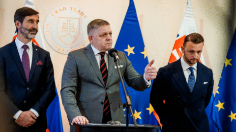 Koalícia na najbližšom rokovaní parlamentu zruší úpravu zákona o transformácii Úradu na ochranu oznamovateľov, avizoval premiér