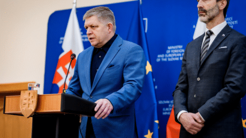 Predseda vlády chce, aby opätovne stíhali kajúcnika Makóa