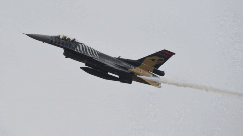 Turecko posiela na sever Cypru stíhačky a systémy protivzdušnej obrany