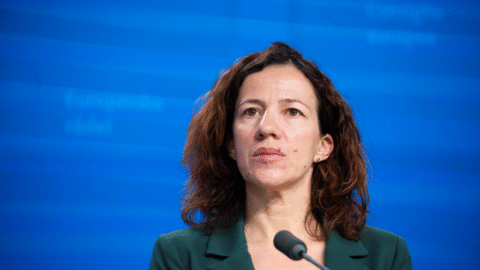 Únia chce zrýchliť uznávanie kvalifikácií lekárov, reaguje na ich nedostatok