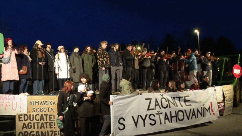 Zástupcovia kultúrnej obce sa obrátili na ústavných činiteľov, vyzvali na riešenie kritickej situácie v rezorte kultúry a vyvodenie politickej zodpovednosti