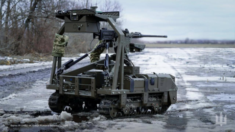 Ukrajina nasadila roboty do boja, na fronte uskutočnila už stovky útokov