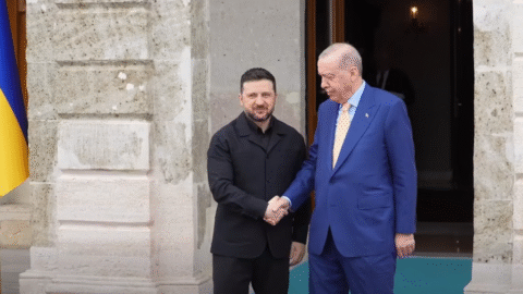 Erdogan rokoval so Zelenským o energetike a bezpečnosti v Čiernom mori